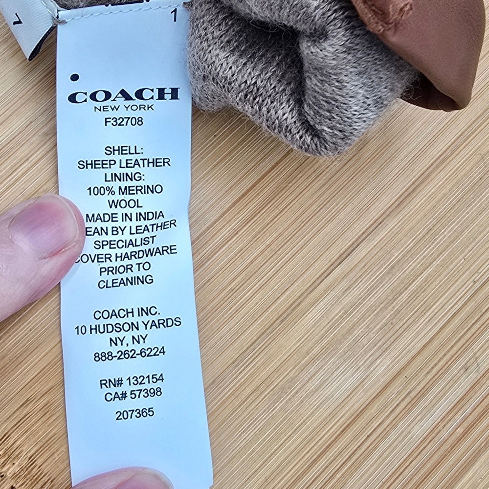 COACH Leather Gloves Size 7 F32708 100% Merino Wool Lined Brown Bow Detail - Picture 5 of 6